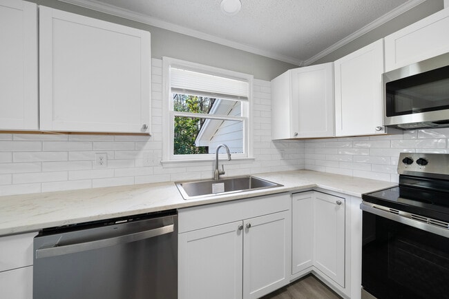 Building Photo - Mayodan