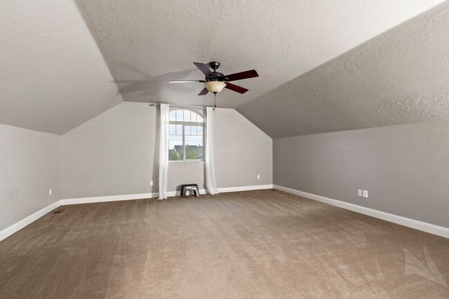 Building Photo - 5070 W Torana Dr