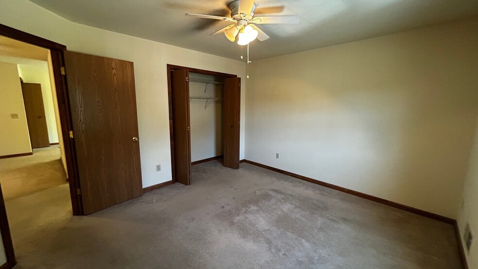 Building Photo - 4212 Menga Dr