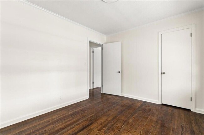 Building Photo - 1451 Belmont Ave