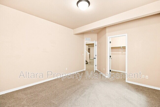 Building Photo - 7183 Cottonwood Tree Dr