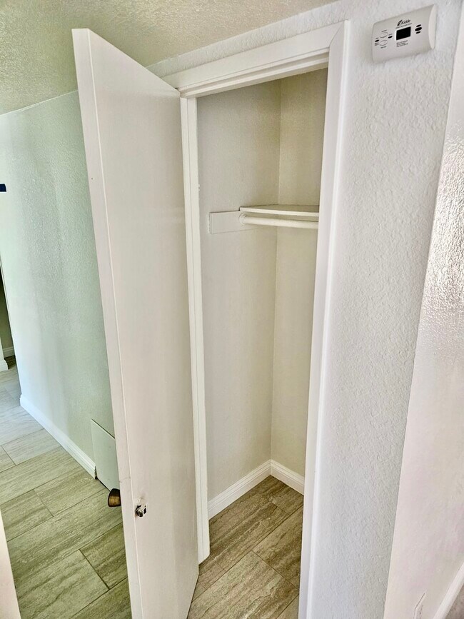 Coat closet - 2118 Obarr Pl