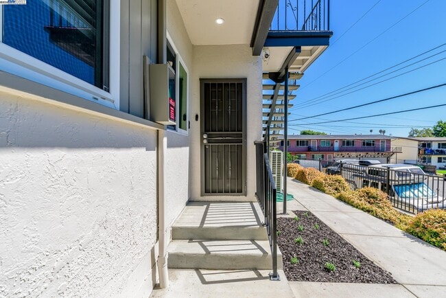 Building Photo - 16318 Maubert Ave