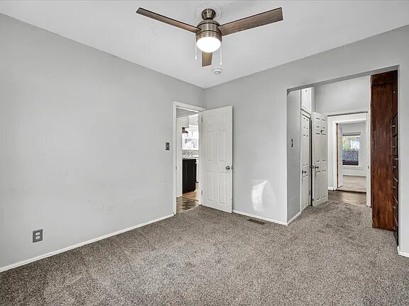 Building Photo - 610 Scott St