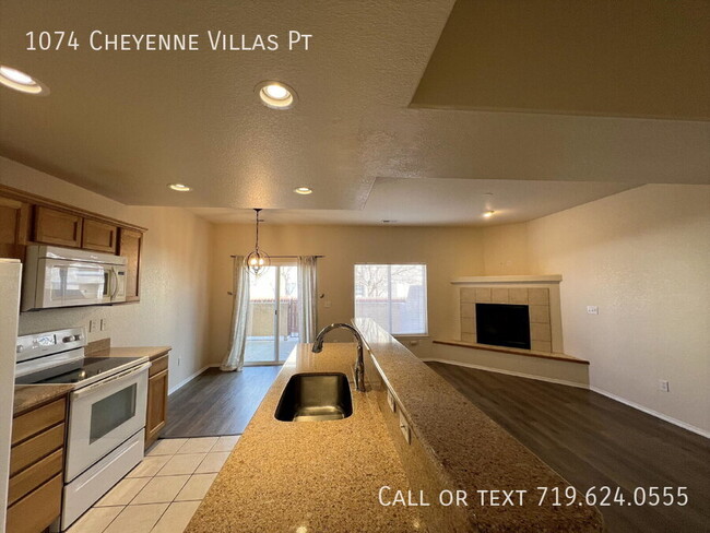 Building Photo - 1074 Cheyenne Villas Point