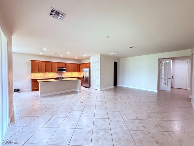 Building Photo - 4954 Iron Horse Way