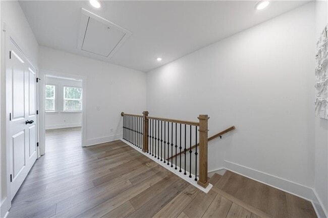Building Photo - 1624 Gunnin Trce NW