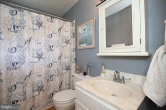 Building Photo - 388 Monument Dr