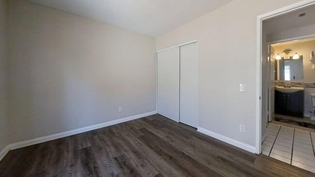 Building Photo - 12658 Heartleaf St