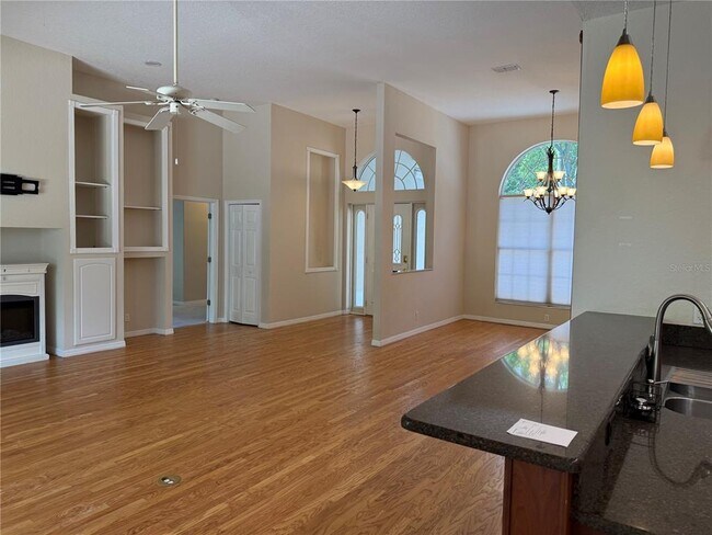 Building Photo - 2270 Barbara Dr