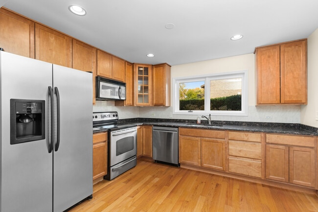 Building Photo - 1723 Wildberry Dr