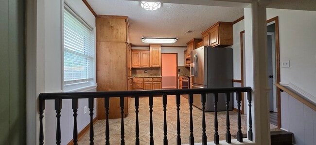 Building Photo - 4011 Pinnacle Way