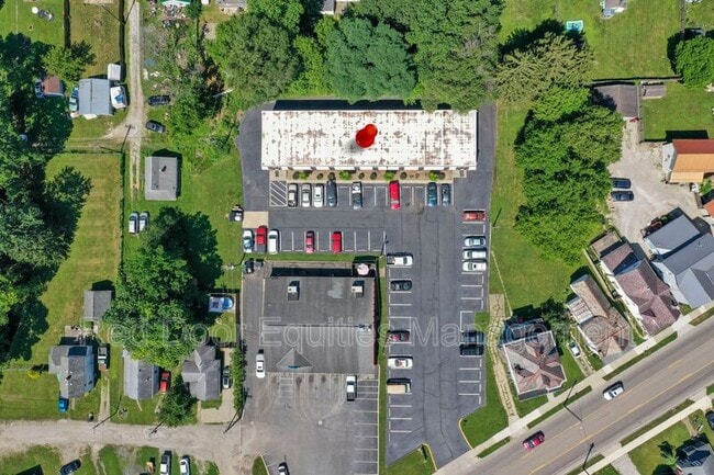 Building Photo - 425 Mt Vernon Rd