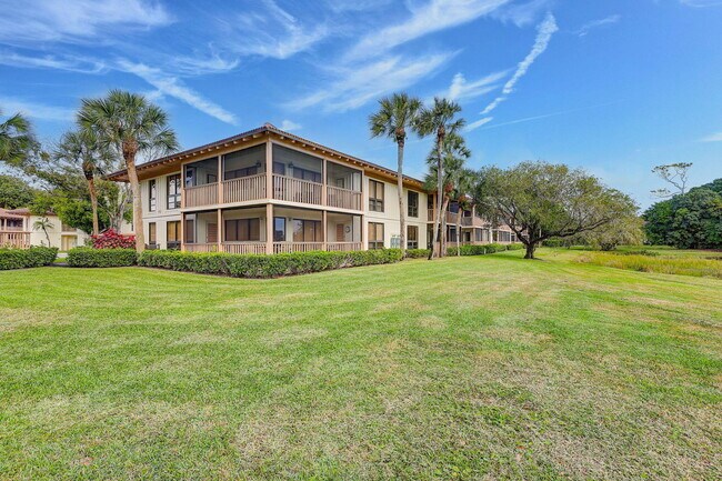 Building Photo - 334 Brackenwood Cir