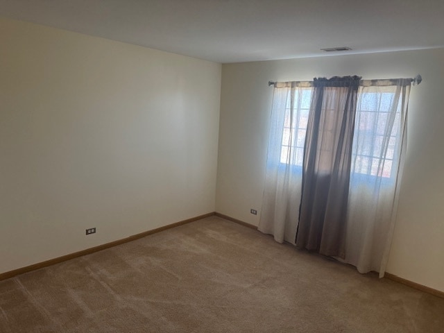 Building Photo - 2520 Cedar Glen Dr N