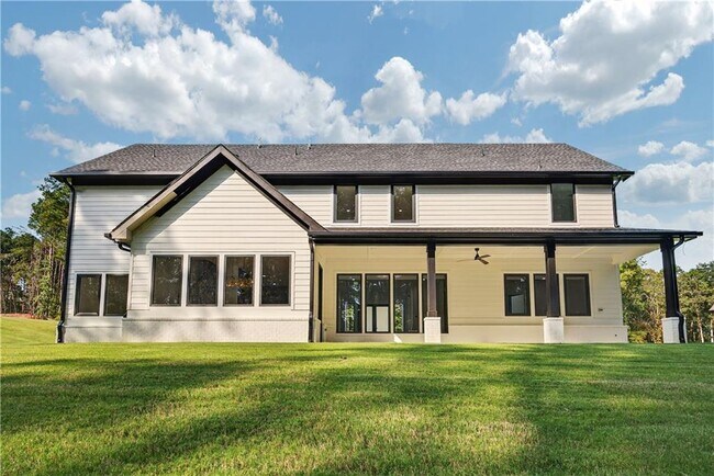 Building Photo - 127 Deer Cyn Dr