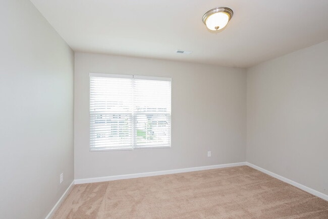 Building Photo - 1108 Black Diamond Dr