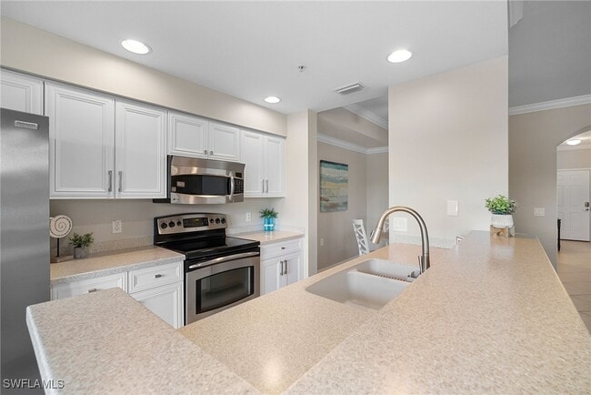 Building Photo - 10265 Heritage Bay Blvd