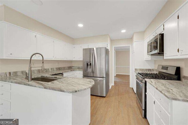 Building Photo - 4517 E Kings Point Cir