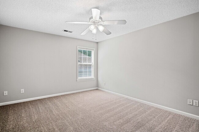 Building Photo - 4405 Feather Way