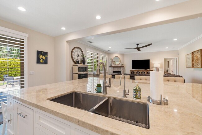 Building Photo - 39295 Camino Manena