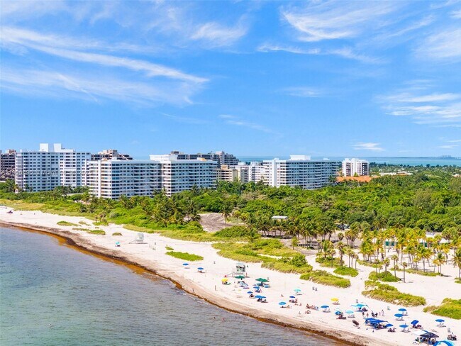 Building Photo - 155 Ocean Ln Dr