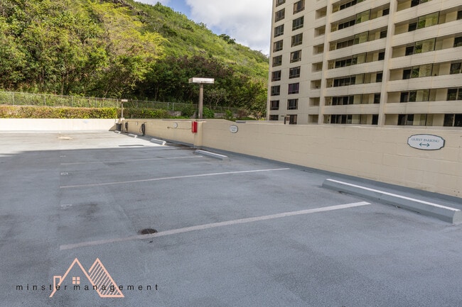 Building Photo - 6770 Hawaii Kai Dr