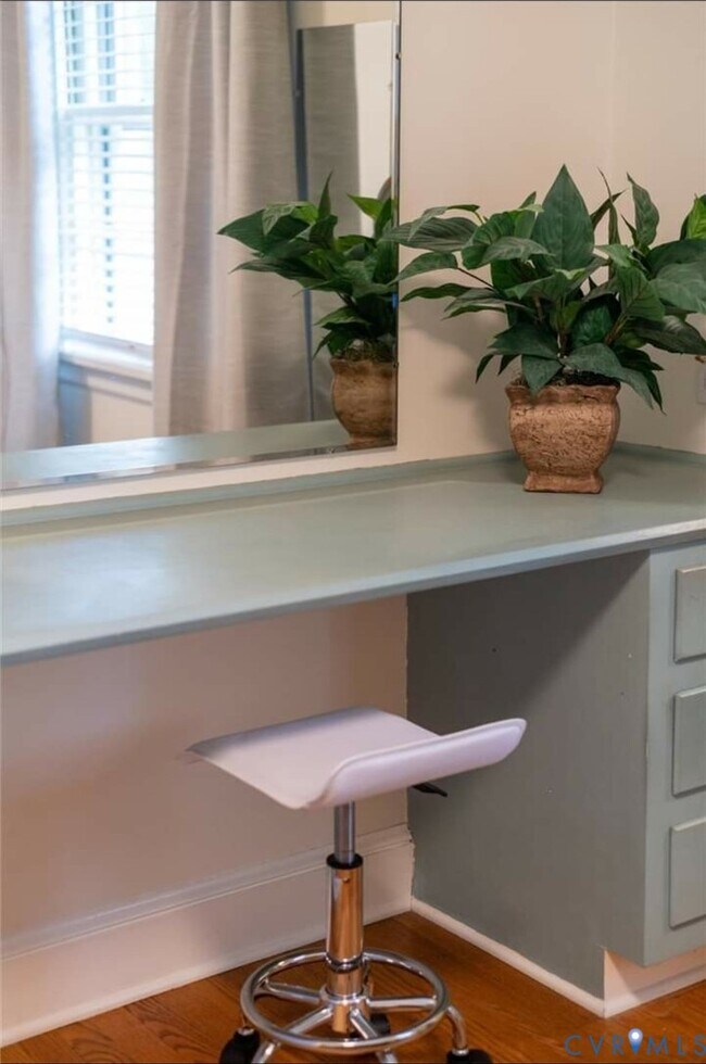 Building Photo - 1605 Pump Rd