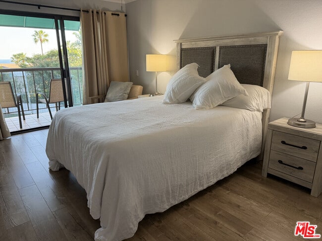 Building Photo - 26664 Seagull Way