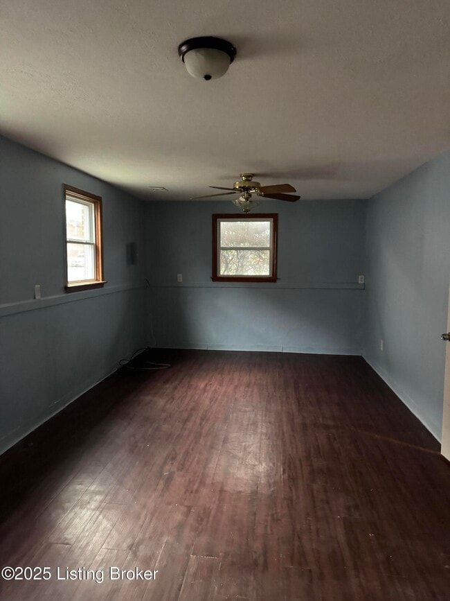 Building Photo - 4019 Lomond Dr