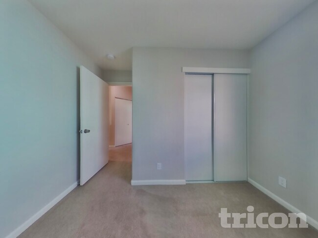 Building Photo - 4149 Shandwick Dr