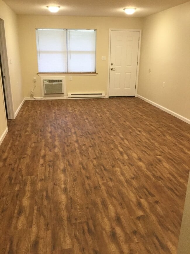 Building Photo - Orange Blossom Apartments