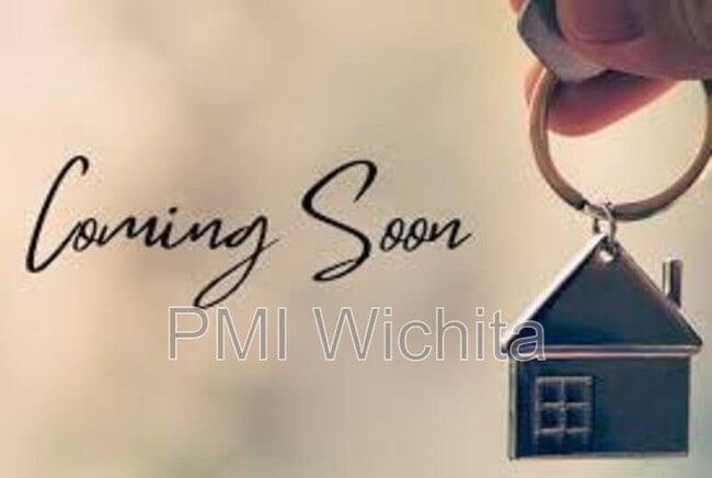 Primary Photo - 422 W Mahoney Dr
