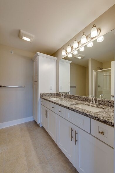 Building Photo - 7042 Magnolia Crossings