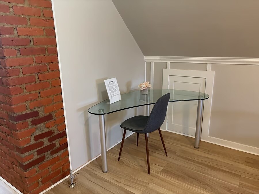 Building Photo - 15101 Arden Ave