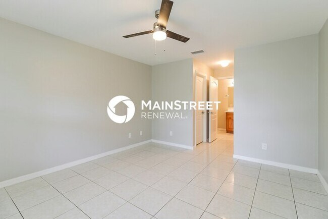 Building Photo - 3 Bedroom Pet-Friendly Home in LEHIGH ACRES, FL with Main Street Renewal