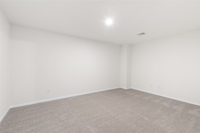 Building Photo - 714 Northridge Terrace Ln