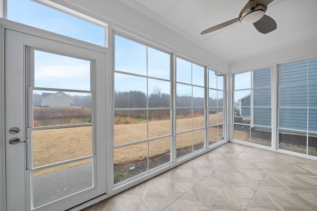 Building Photo - 2116 Curry Mdw Wy