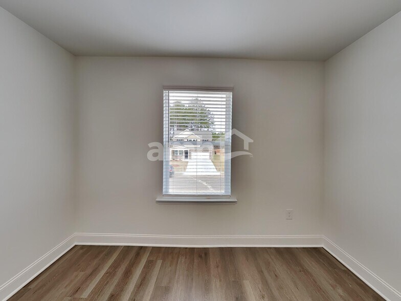 Building Photo - 1509 Aquamarine Dr