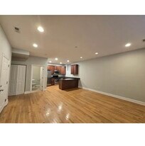 Building Photo - 3831 N Kedzie Ave