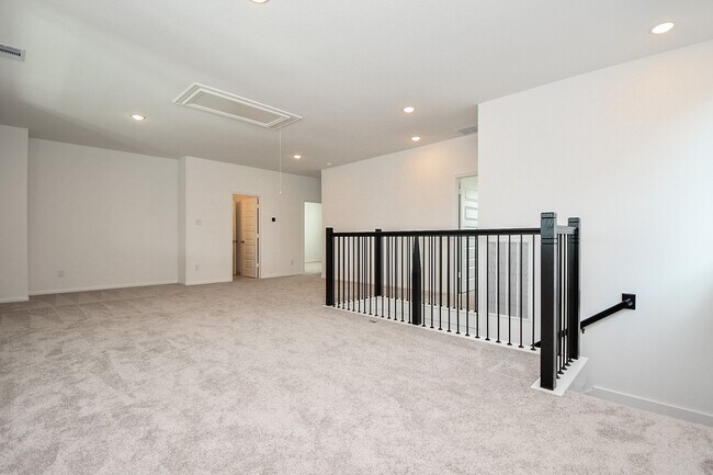 Building Photo - 7711 Pale Petunia Trl