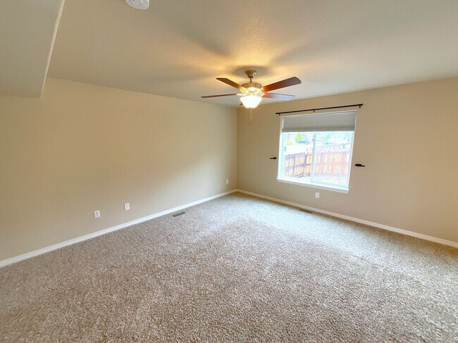 Building Photo - 4 Bedroom Home Available Near Galley Rd & Babcock Rd!