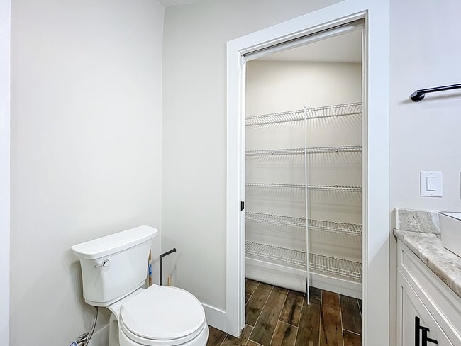 Building Photo - 389 S Central Ave