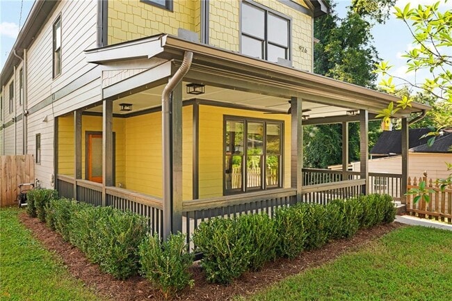 Building Photo - 976 Dunning St SE