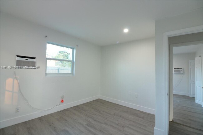 Building Photo - 1768 NW 112th Terrace