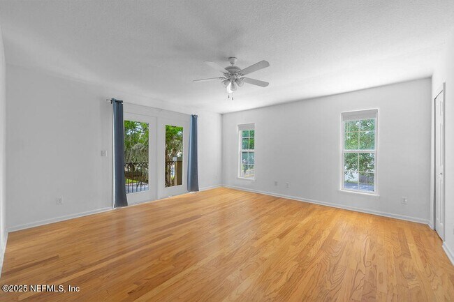 Building Photo - 168 Jardin De Mer Pl