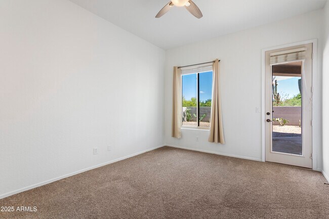 Building Photo - 11318 E White Feather Ln