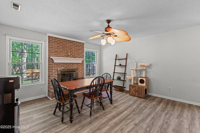 Building Photo - 439 Candlewood Dr