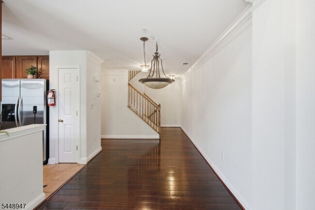 Building Photo - 408 Donato Cir