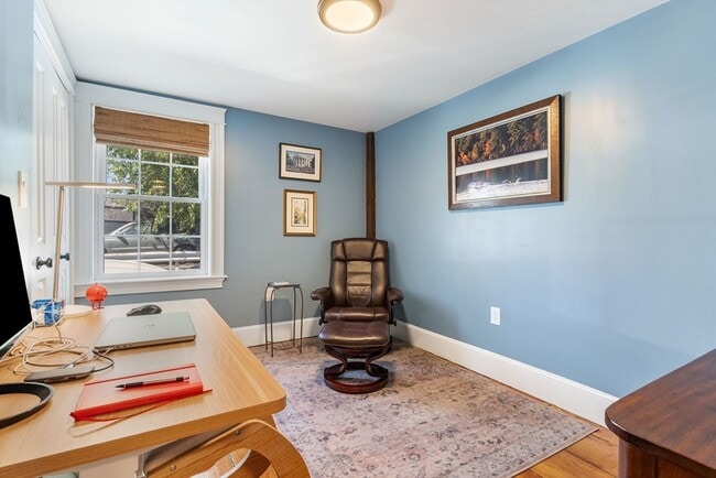 Building Photo - 8 Osborne St